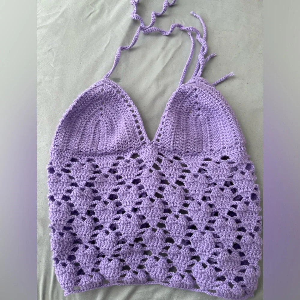Handmade crochet heart 💜 halter neck top - Picture 2 of 8